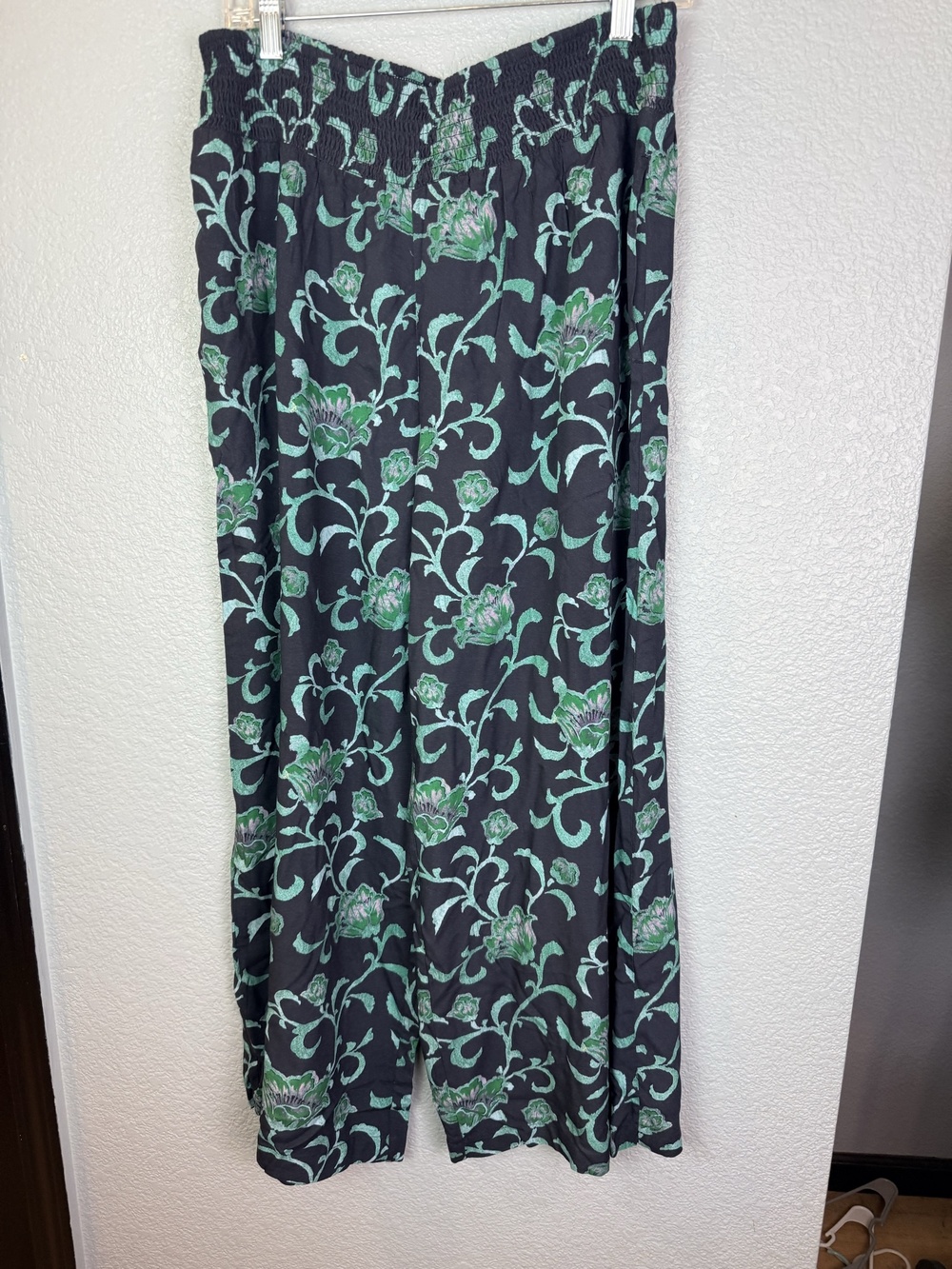 Sundance Pants Womens PL Black Floral Wide Leg Pull On Elastic Waist Twill